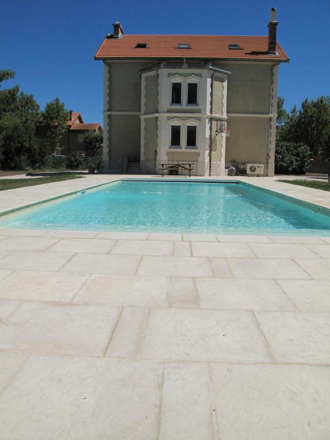 Maebrilu Camargue Provence Panzió Salin-de-Giraud Kültér fotó