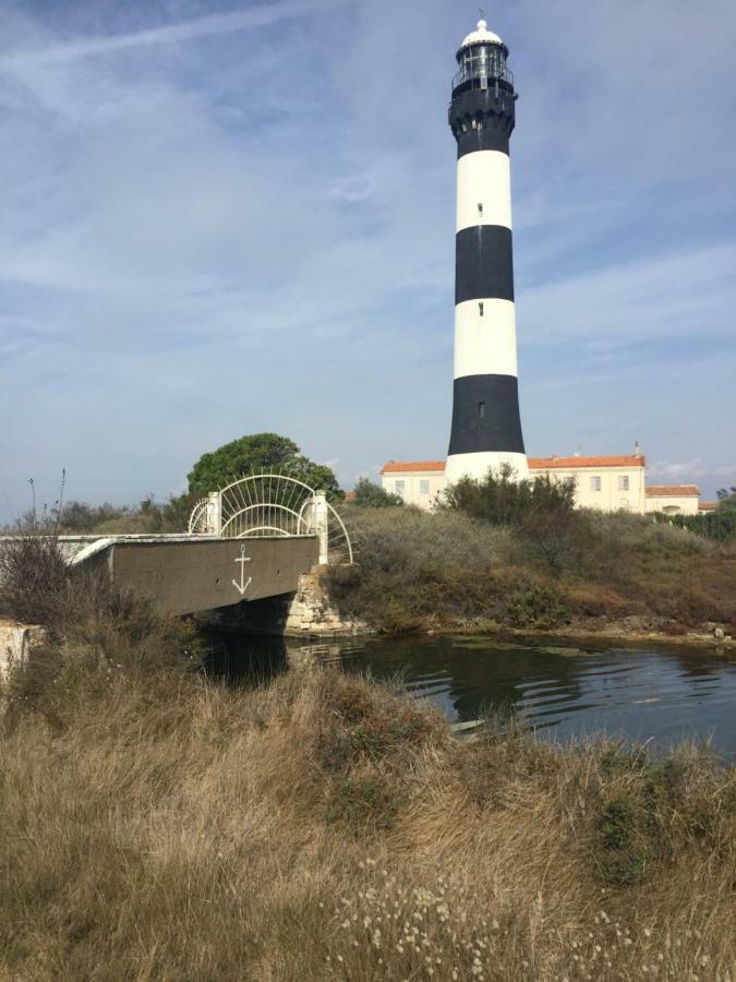 Maebrilu Camargue Provence Panzió Salin-de-Giraud Kültér fotó